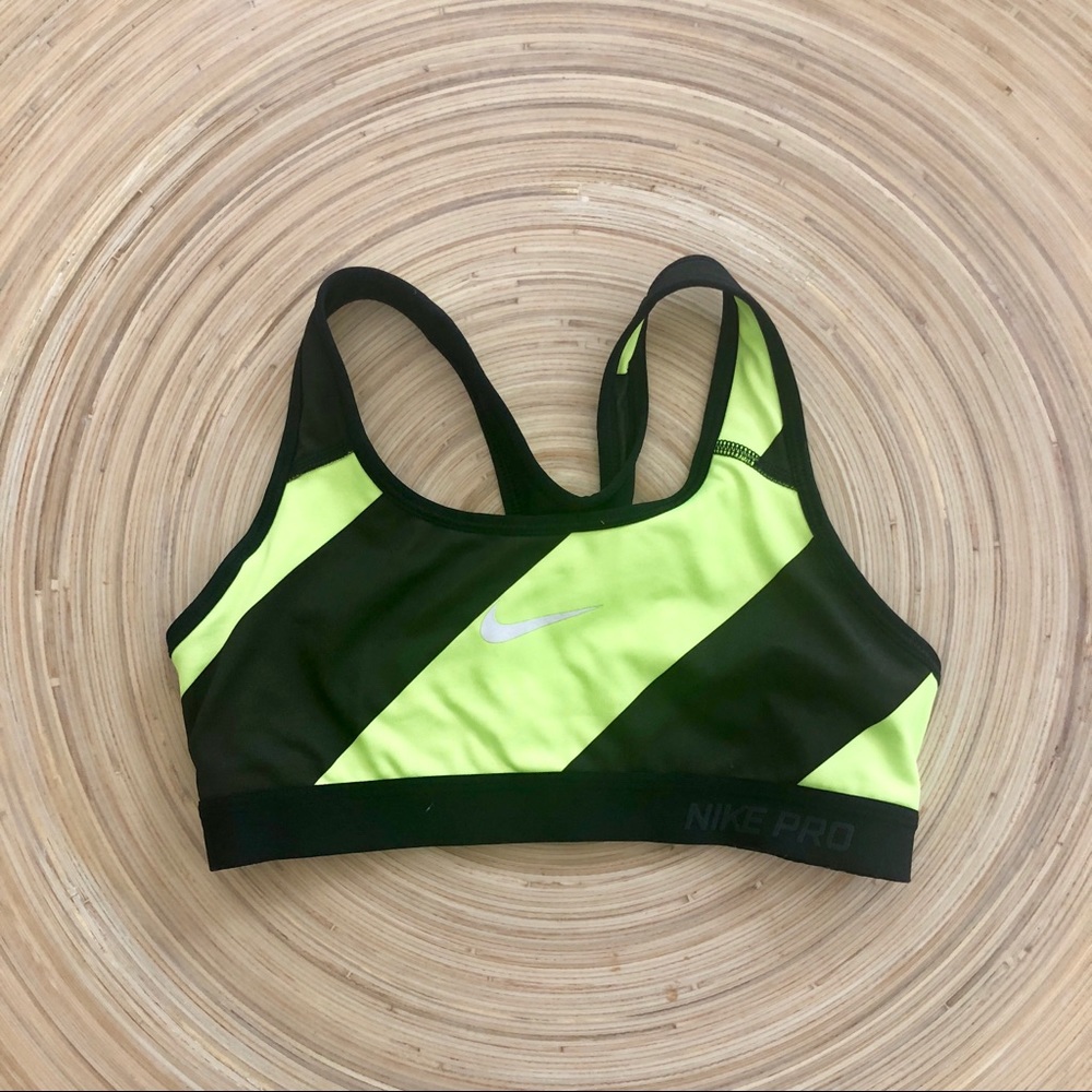 Nike Pro Sports Bra